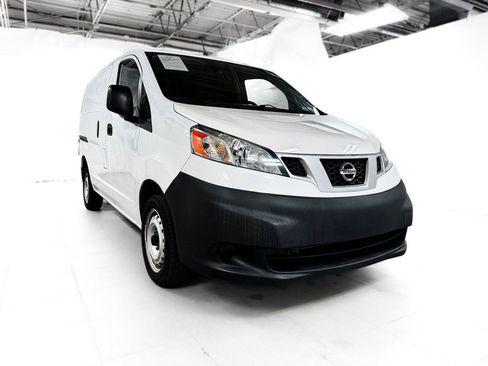 Used 2016 Nissan NV200 S w/ Cruise Control Package image 8