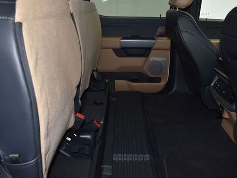 Used 2025 Ford F250 Lariat w/ Lariat Ultimate Package image 20