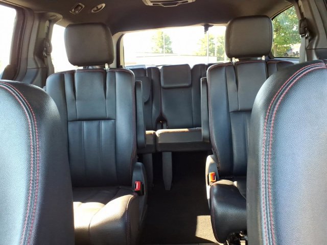 Used 2019 Dodge Grand Caravan GT FWD image 28