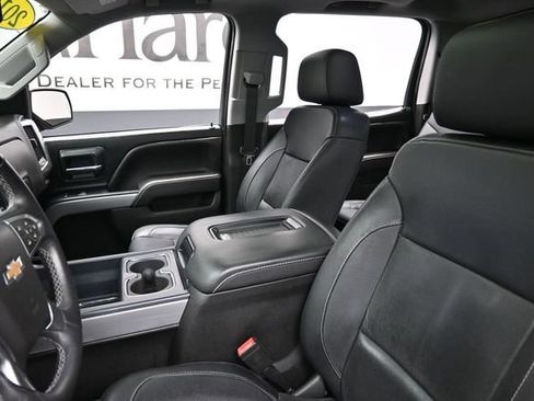 Used 2018 Chevrolet Silverado 1500 LTZ Z71 w/ LTZ Plus Package AWD/4WD image 17