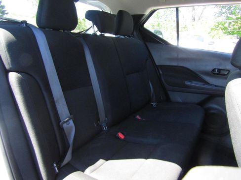 Used 2024 Nissan Kicks S FWD image 21