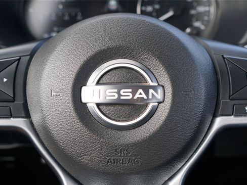 Used 2024 Nissan Kicks SV FWD image 15