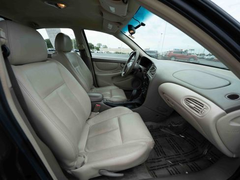 Used 2001 Oldsmobile Alero GLS FWD image 25