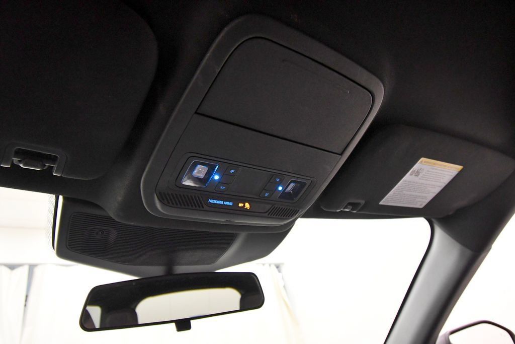 Used 2020 Ford Explorer XLT w/ Equipment Group 202A AWD/4WD image 27