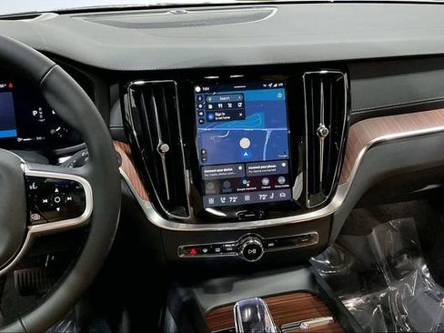 New 2026 Volvo V60 B5 Cross Country Ultra w/ Climate Package image 7