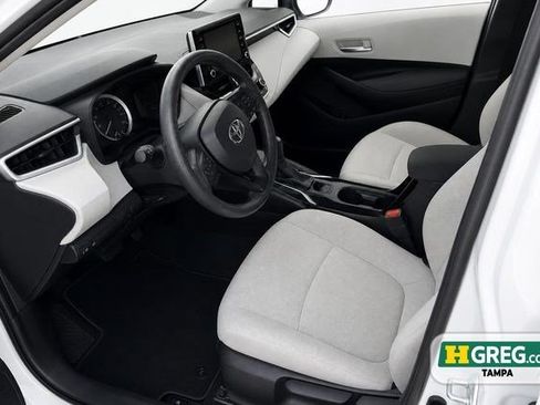 Used 2021 Toyota Corolla LE w/ LE Convenience Package FWD image 10