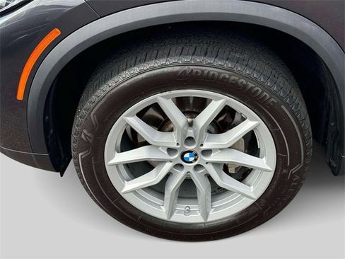 Used 2023 BMW X5 xDrive40i w/ Premium Package image 7