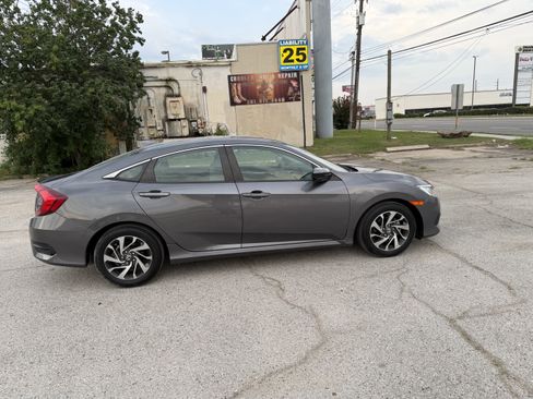 Used 2017 Honda Civic EX image 24