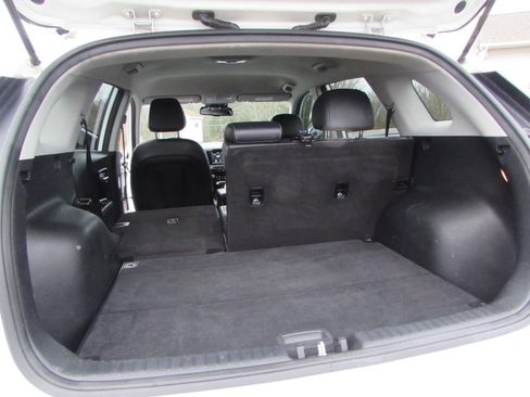 Used 2019 Kia Niro EX image 25