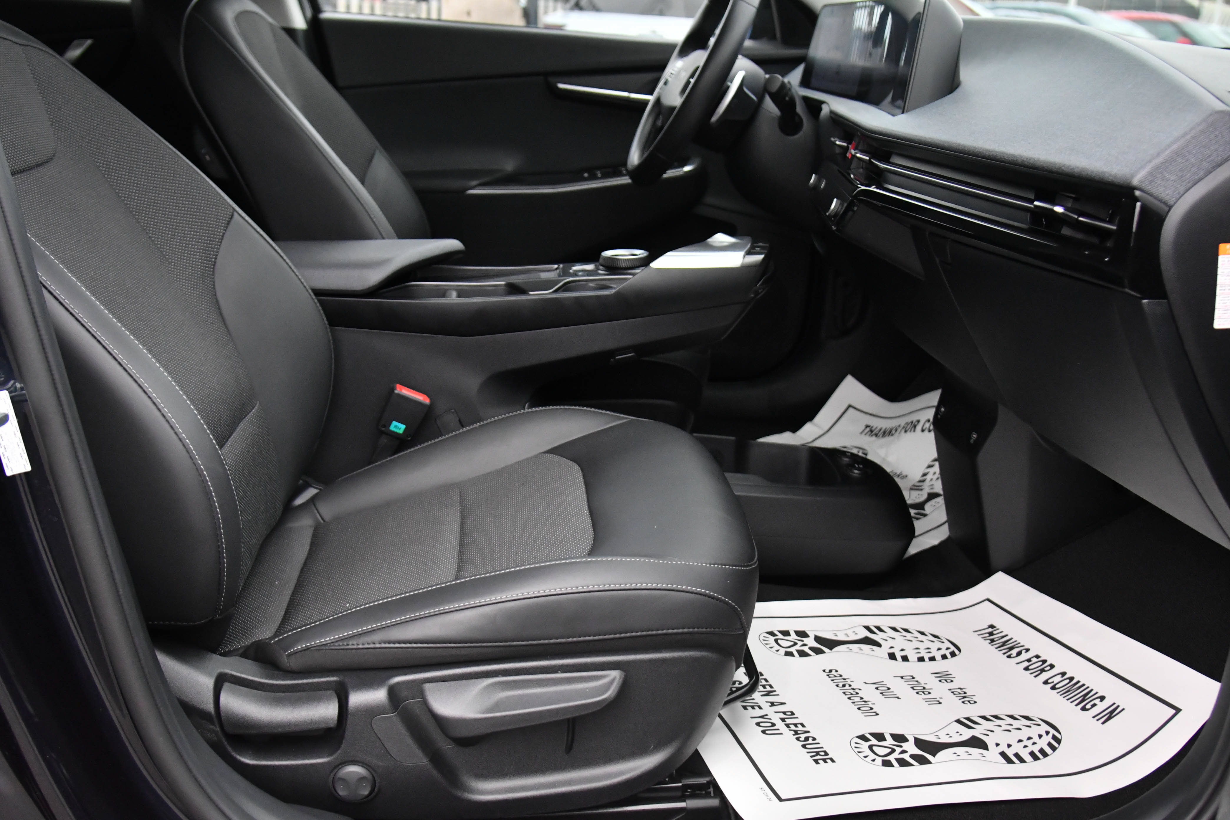 Used 2024 Kia EV6 Light RWD image 48