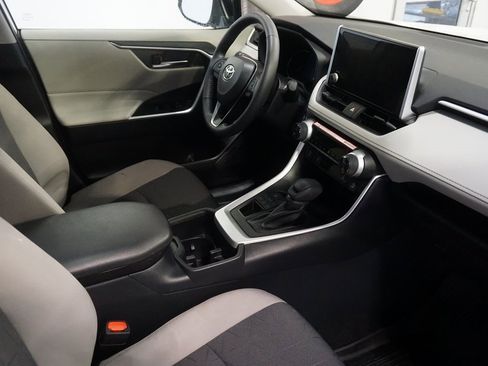 Certified 2025 Toyota RAV4 XLE image 25