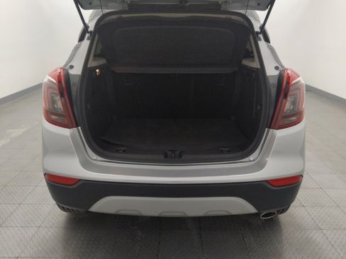 Used 2022 Buick Encore Preferred w/ Safety Package image 29