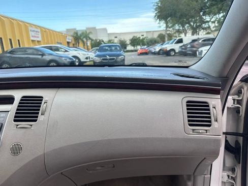 Used 2006 Hyundai Azera SE image 13