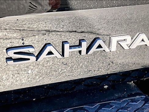 New 2026 Jeep Gladiator Sport AWD/4WD image 13