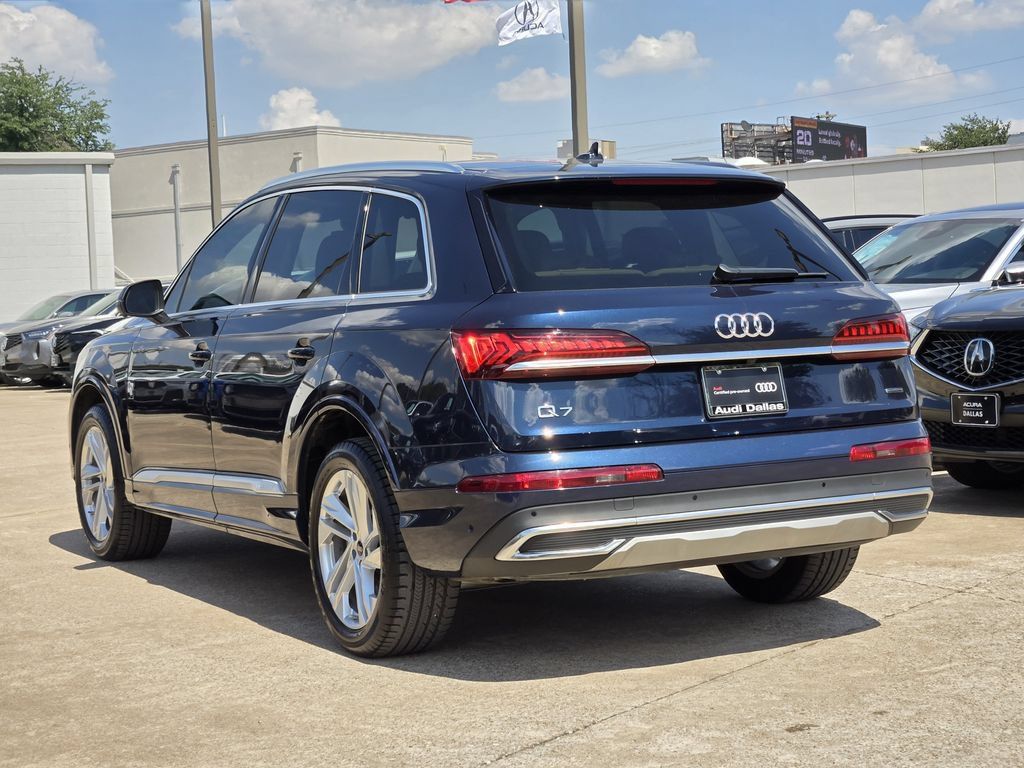 Certified 2023 Audi Q7 2.0T Premium w/ Convenience Package AWD/4WD image 11
