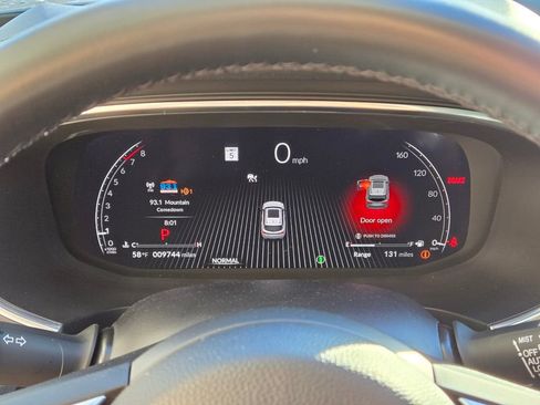 Used 2025 Acura MDX w/ Technology Package image 24