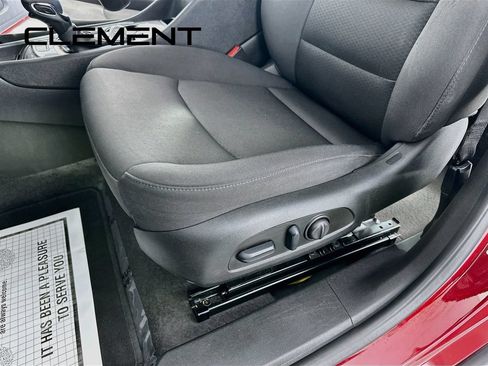 Used 2024 Chevrolet Malibu LT FWD image 28