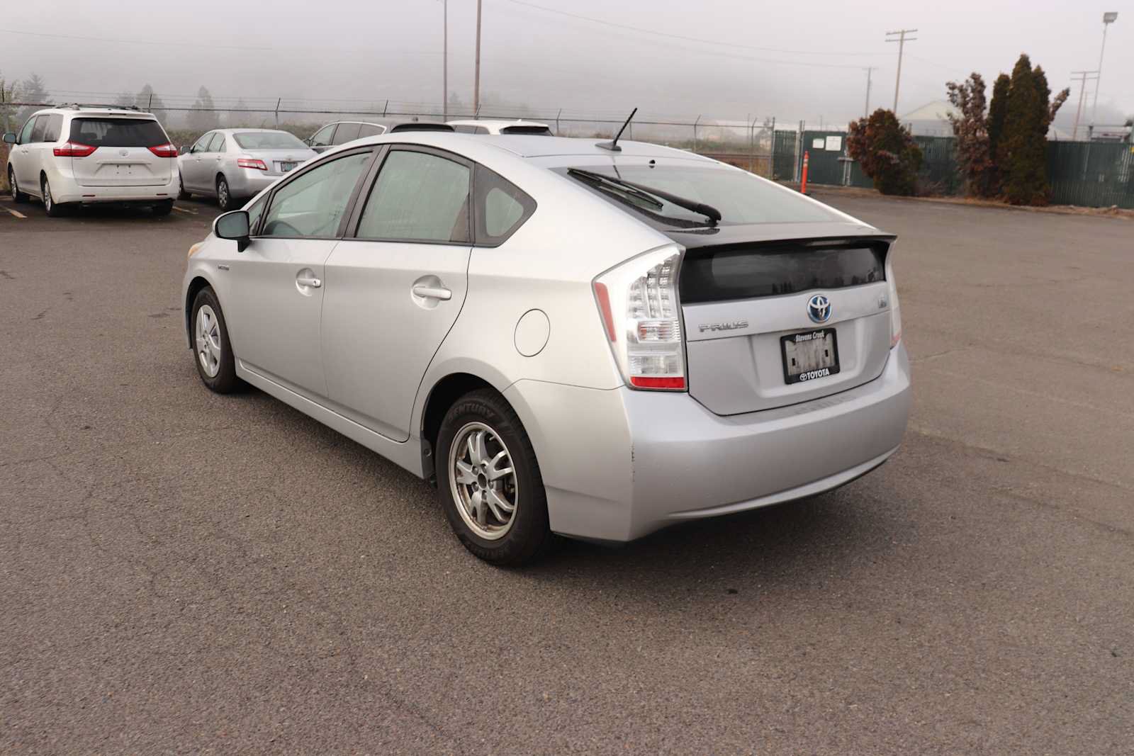 Used 2010 Toyota Prius Two w/ Preferred Accessory Pkg FWD image 7