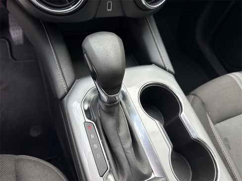 Used 2023 Chevrolet Blazer LT image 14