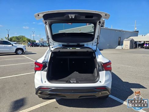 Used 2024 Chevrolet Trax ACTIV w/ Sunroof Package FWD image 19