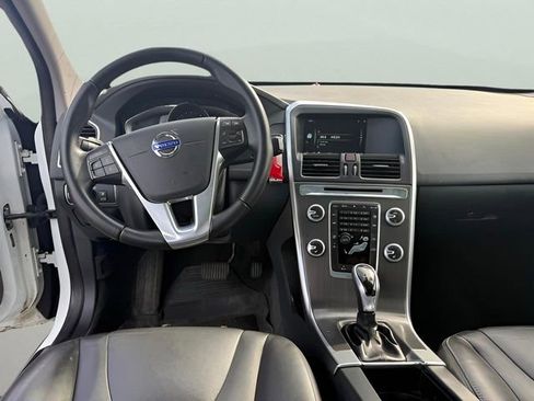 Used 2016 Volvo XC60 T6 image 18