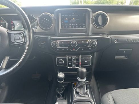 Used 2020 Jeep Wrangler Unlimited Sport S AWD/4WD image 20