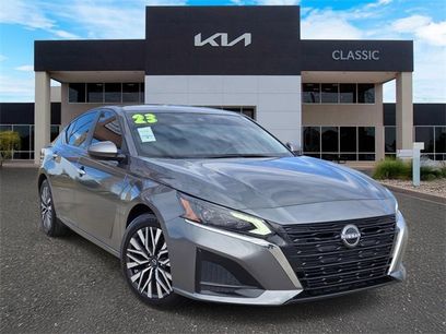 Used 2023 Nissan Altima 2.5 SV