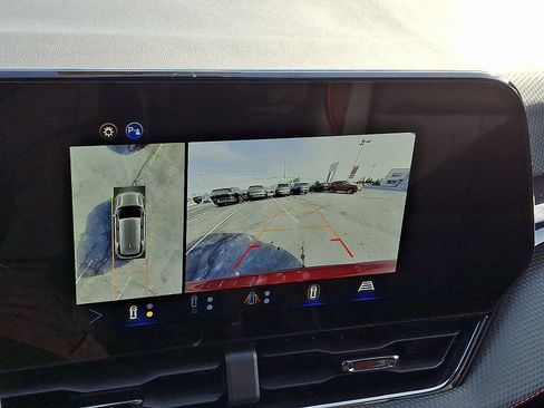 Used 2026 Chevrolet Equinox RS w/ Convenience Package III image 19