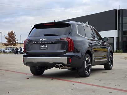 New 2025 Kia Telluride S
