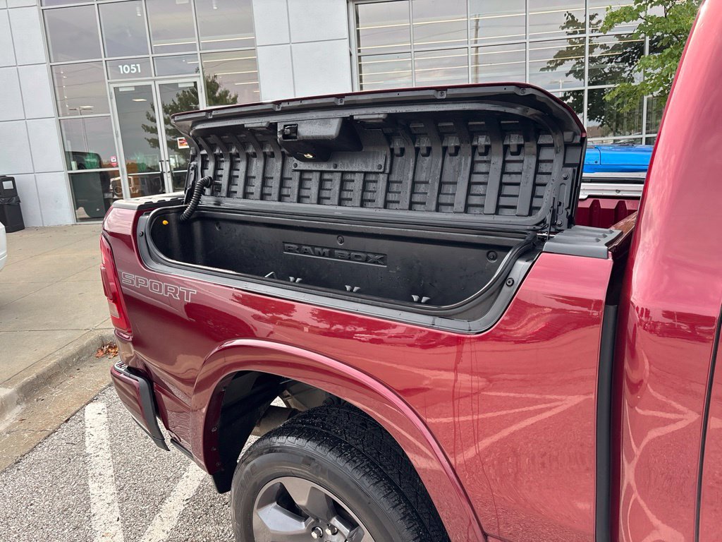 Used 2021 RAM 1500 Laramie w/ Sport Appearance Package AWD/4WD image 11