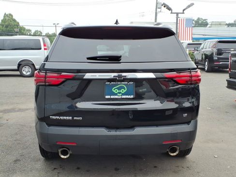 Certified 2023 Chevrolet Traverse LT w/ LT Premium Package AWD/4WD image 5