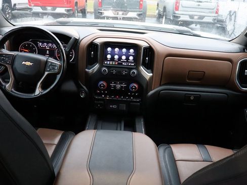 Used 2023 Chevrolet Silverado 3500 High Country w/ Z71 Off-Road Package image 21