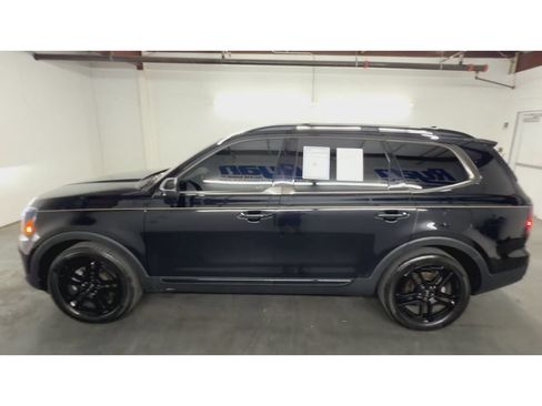 Used 2024 Kia Telluride EX X-Line AWD/4WD image 5
