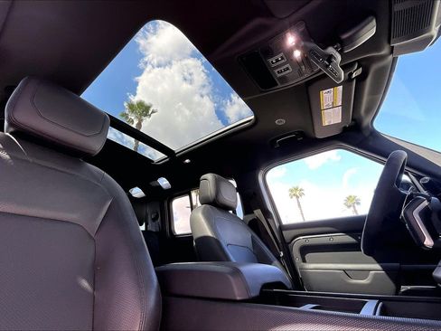 Used 2024 Land Rover Defender 110 Carpathian Edition image 22