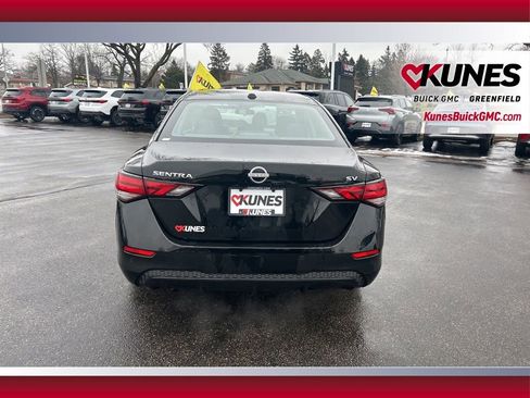 Used 2024 Nissan Sentra SV image 5