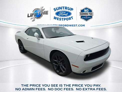 Used 2021 Dodge Challenger SXT w/ Blacktop Package RWD image 1