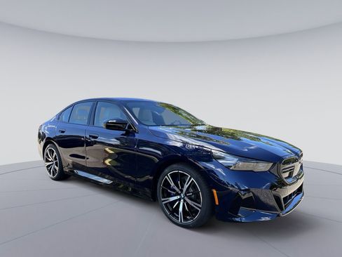 New 2025 BMW i5 M60 w/ Executive Package image 7