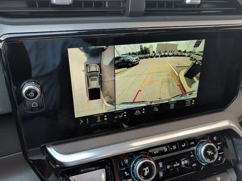 Used 2022 GMC Sierra 1500 Denali AWD/4WD image 22