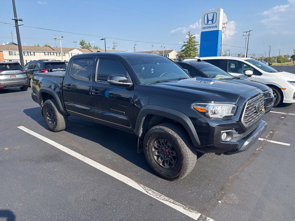 Used 2021 Toyota Tacoma TRD Off-Road AWD/4WD image 15