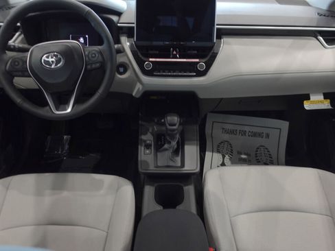 New 2026 Toyota Corolla Cross LE AWD/4WD image 25