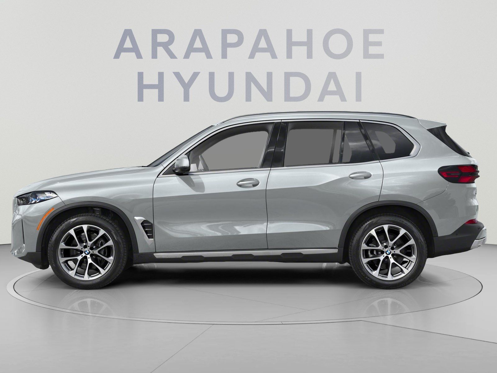 Used 2026 BMW X5 xDrive40i w/ Premium Package AWD/4WD image 3