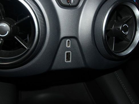 Used 2022 Chevrolet Blazer LT image 19