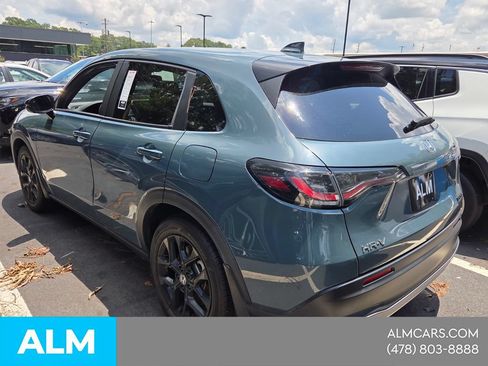 Used 2025 Honda HR-V Sport image 2