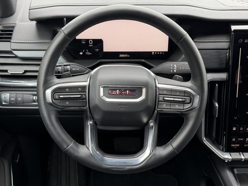Used 2025 GMC Acadia Elevation FWD image 14
