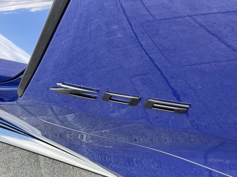 Used 2025 Chevrolet Corvette Z06 w/ Stealth Interior Trim Package RWD image 5