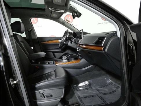 Used 2022 Audi Q5 2.0T Premium Plus image 11