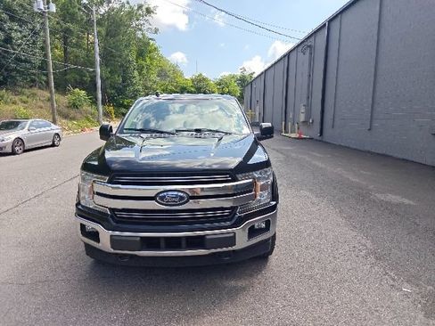 Used 2018 Ford F150 Lariat w/ Equipment Group 501A Mid AWD/4WD image 8