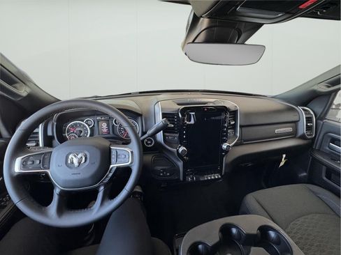 Used 2026 RAM 2500 Big Horn AWD/4WD image 8
