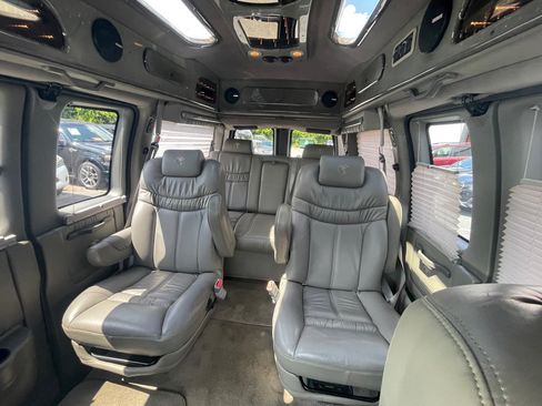 Used 2007 GMC Savana 1500 AWD w/ Preferred Equipment Group image 21