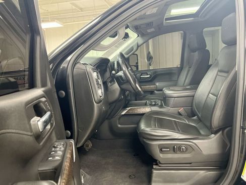 Used 2020 GMC Sierra 2500 Denali w/ Denali Ultimate Package image 21